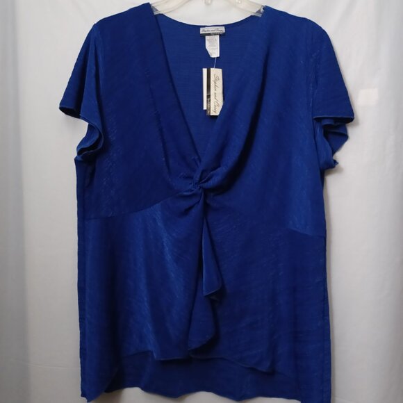 STEPHEN AND CASEY TWIST FRONT SHORT SLEEVE TOP - Picture 1 of 12